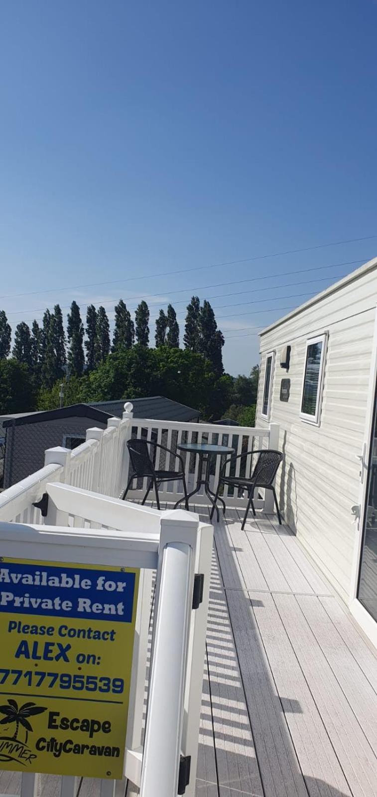Escape City Caravan Lytchett Minster Bagian luar foto